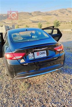 Chrysler 200